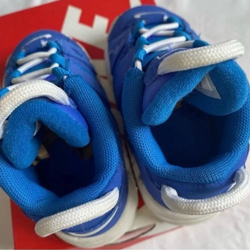 Nike Air More Uptempo Size 6C